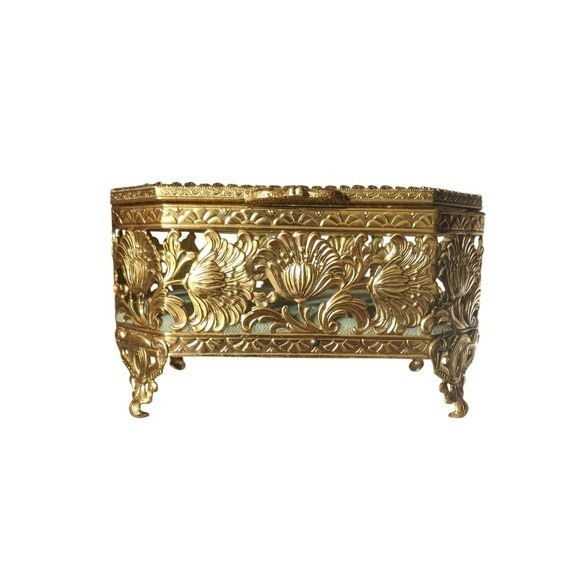 Other - filigree  brass thick beveled glass casket Ormolu jewelry box EXCELLENT